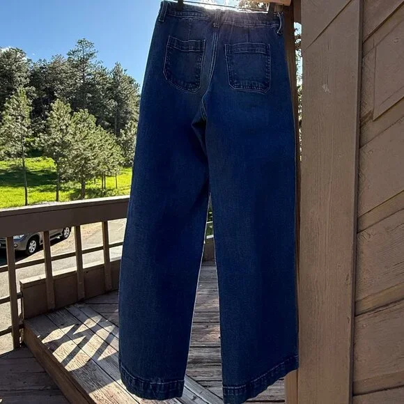 Old Navy Blue Flare & Wide Leg Jeans - Picture 4 of 10